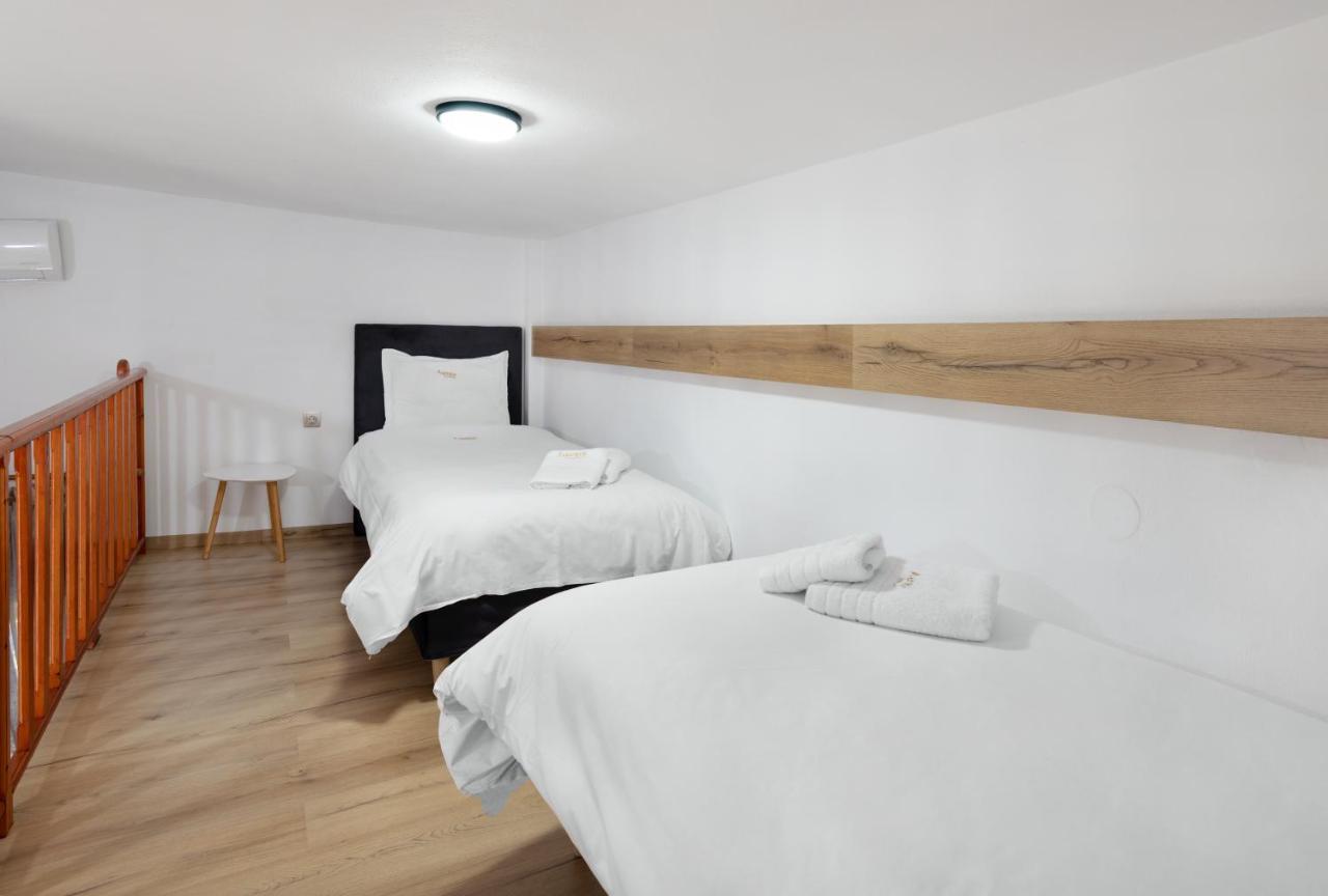 Limnaio Hotel Khrisokhórafa Kültér fotó